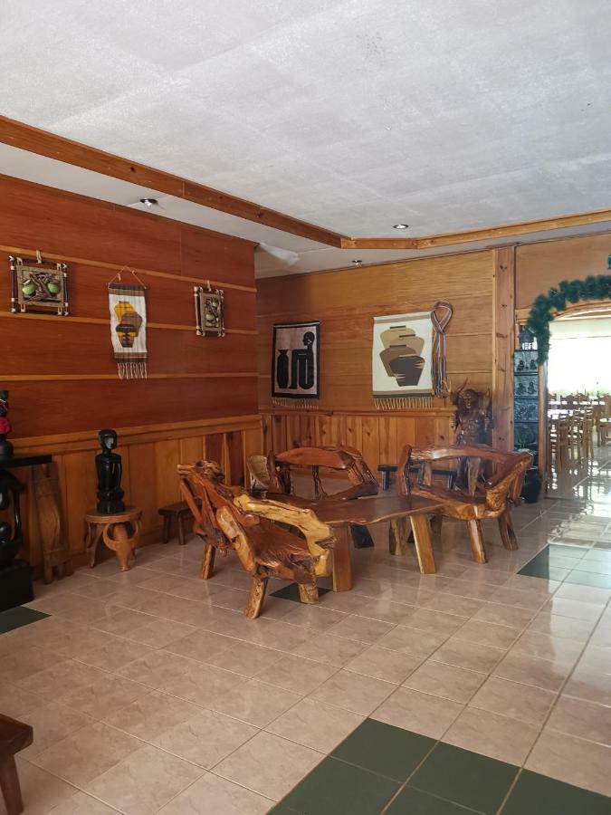 סאגאדה Rusty Nail Inn And Cafe מראה חיצוני תמונה
